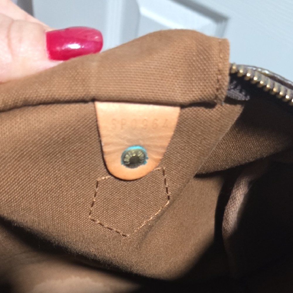 Louis Vuitton Vintage Speedy 30 - Picture 8 of 8